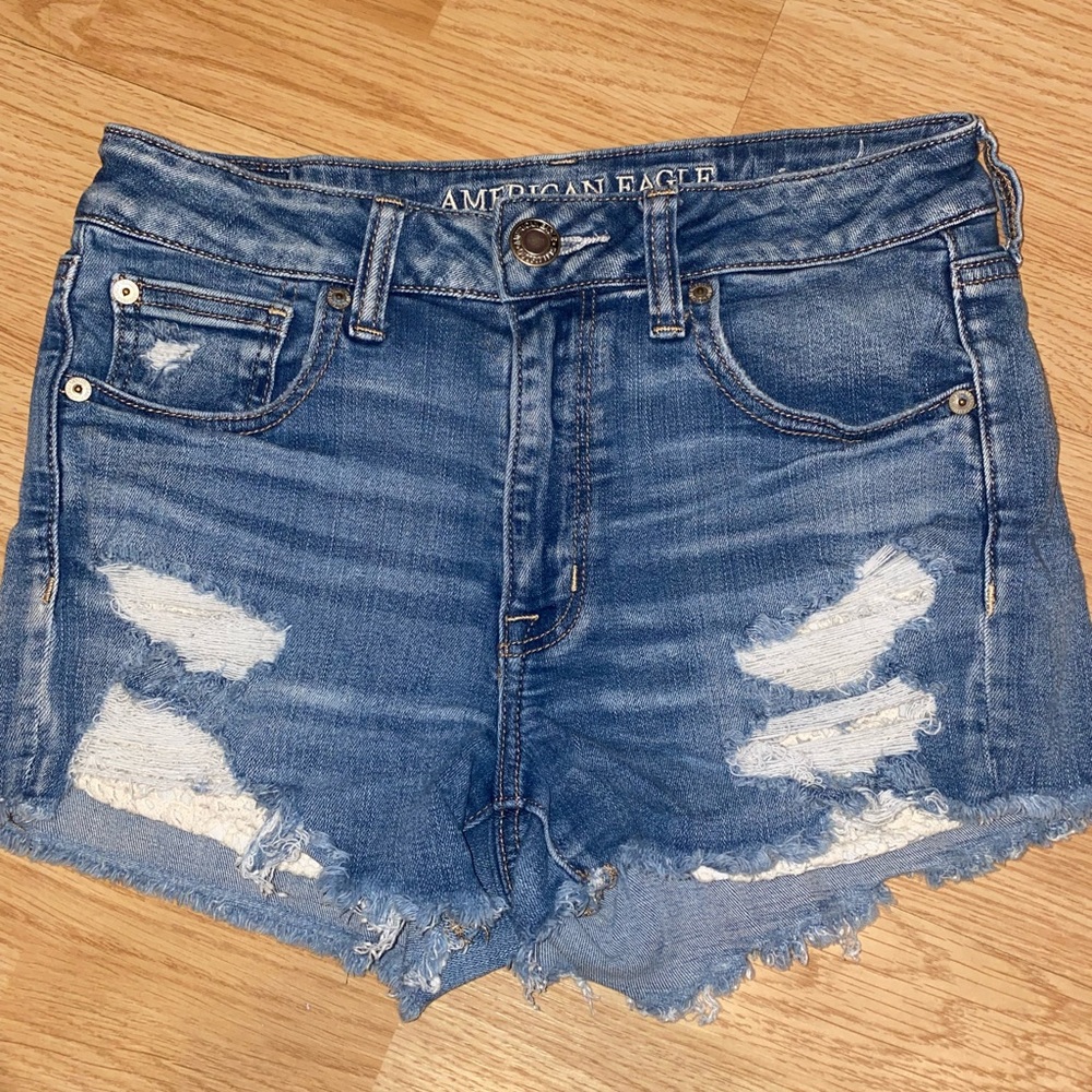 American Eagle jean shorts size 6